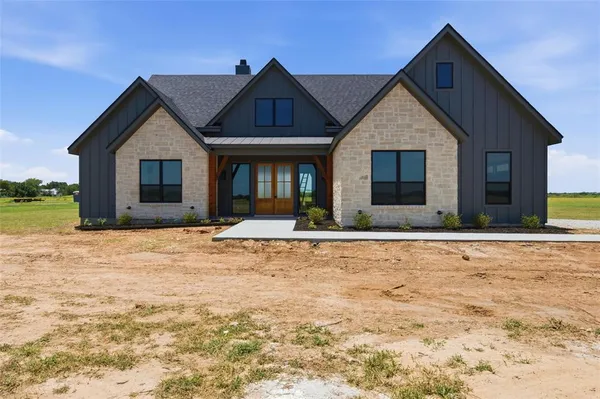 $639,000 | 495 High Meadow, Elm Mott, TX 76640