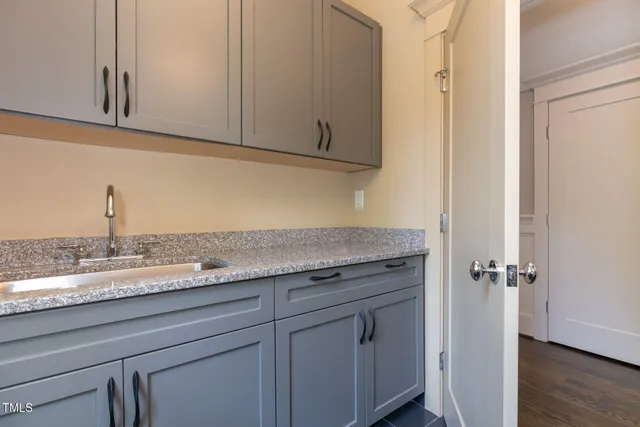 $6,950 | 235 Parker Road, Chapel Hill, NC 27517