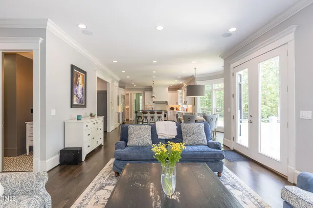 $6,950 | 235 Parker Road, Chapel Hill, NC 27517