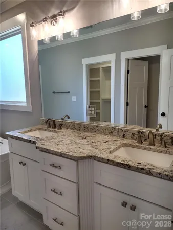 $2,996 | 1716 Berryhill Road, Charlotte, NC 28208