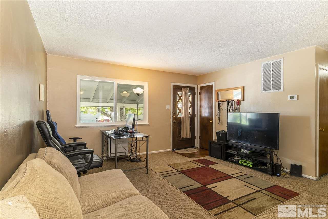 1331 Marne Drive Reno, NV 89503 - Photo 3 of 14 Photo 3