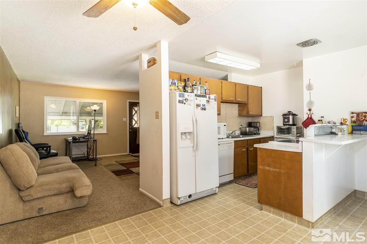1331 Marne Drive Reno, NV 89503 - Photo 5 of 14 Photo 5