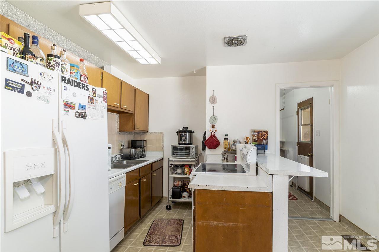 1331 Marne Drive Reno, NV 89503 - Photo 7 of 14 Photo 7