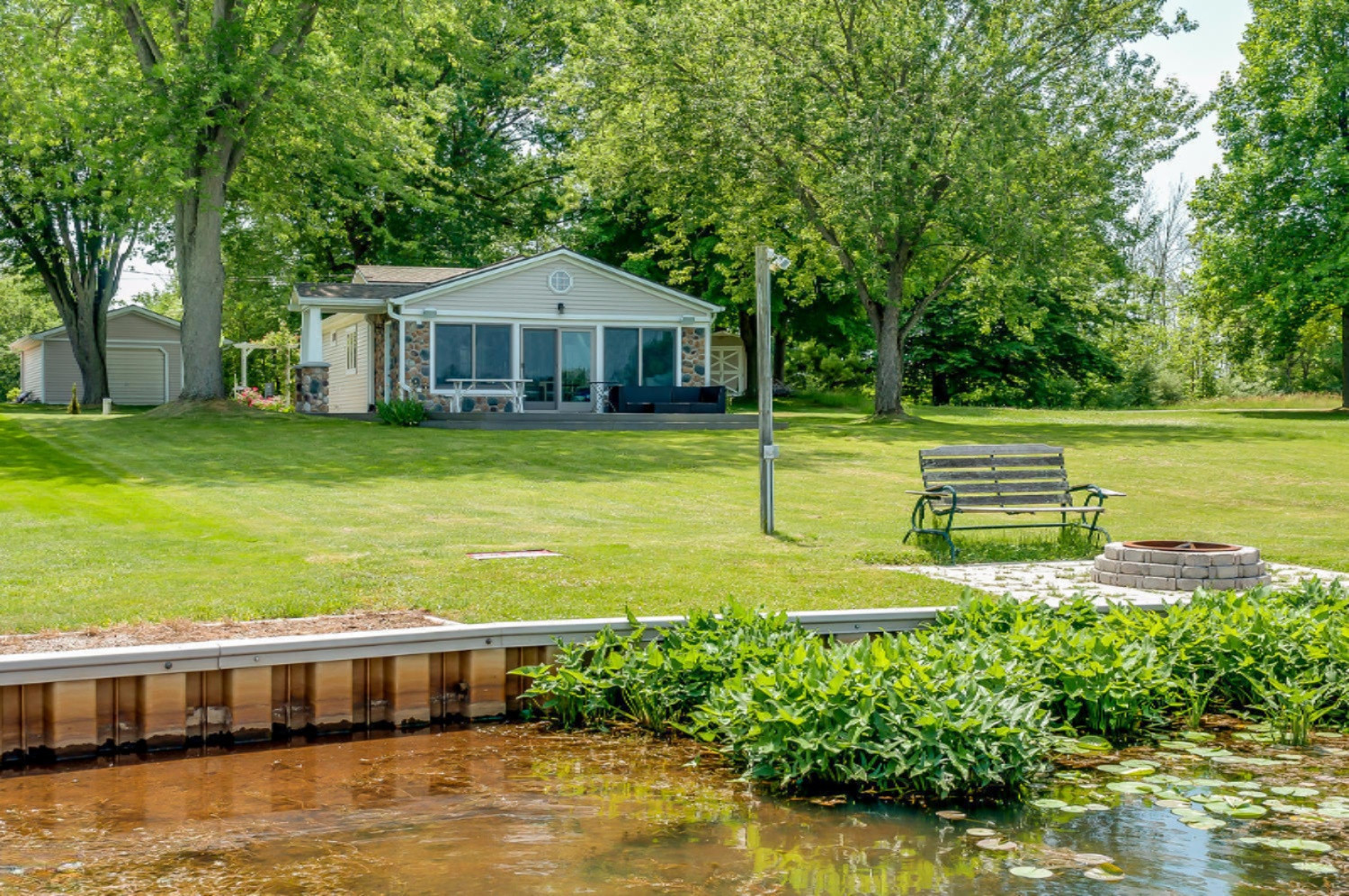 A Home on Saddlebag Lake