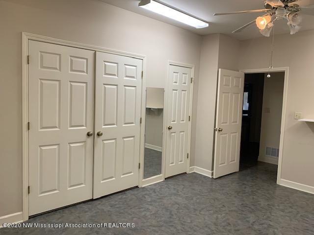 2101 Country Club Road Senatobia, MS 38668 - Photo 29 of 70 IMG_1171