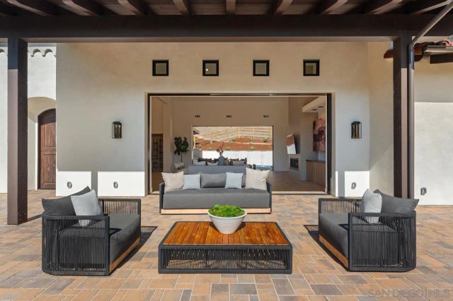 $9,995,000 | 5758 Las Palomas, Rancho Santa Fe, CA 92067