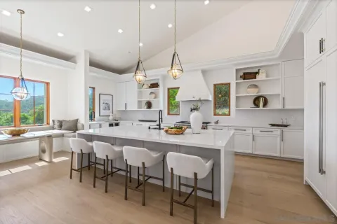 $9,995,000 | 5758 Las Palomas, Rancho Santa Fe, CA 92067