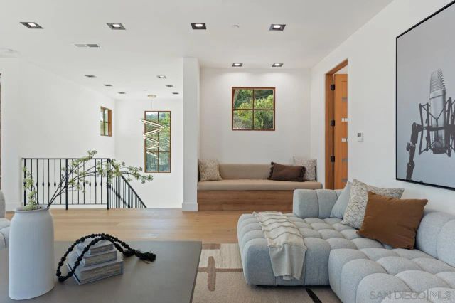 $9,995,000 | 5758 Las Palomas, Rancho Santa Fe, CA 92067