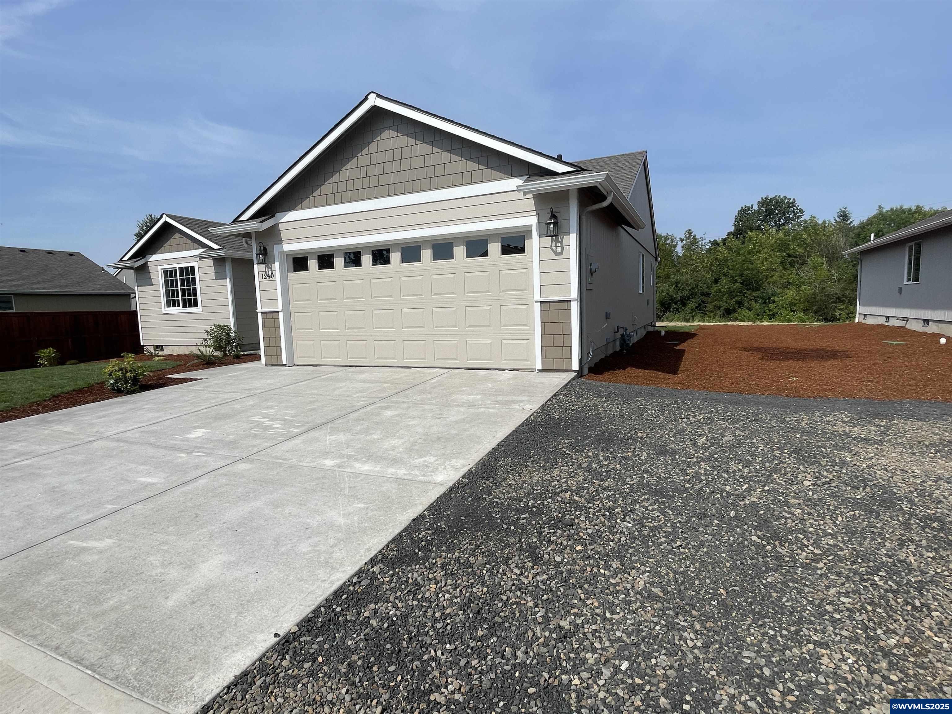 1240 Southwest Hop Street Albany, OR 97321 - Photo 33 of 37