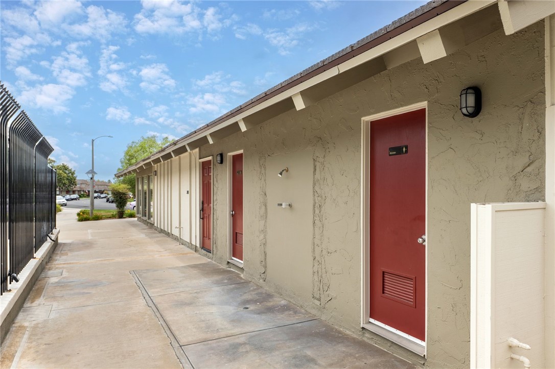 4792 Larwin Avenue Cypress, CA 90630 - Photo 31 of 33