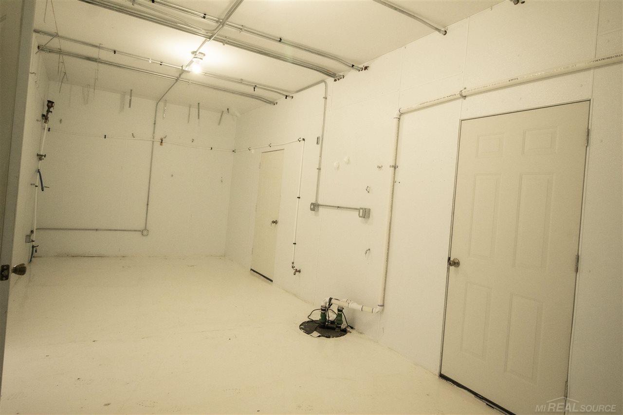 3515 Glover Road Almont, MI 48003 - Photo 38 of 52 Gallery Image 38