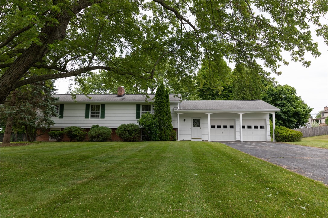 6 Candlewood Drive, Pittsford, NY 14534 Compass