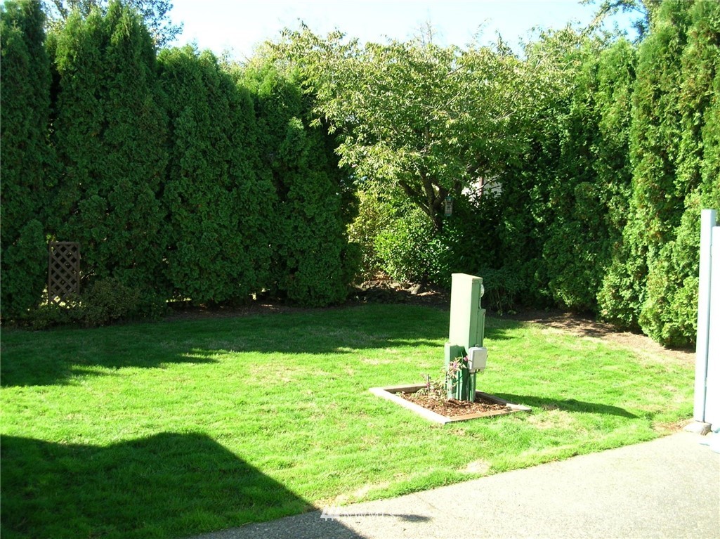 23708 Lake Drive West Bothell, WA 98021 - Photo 10 of 13