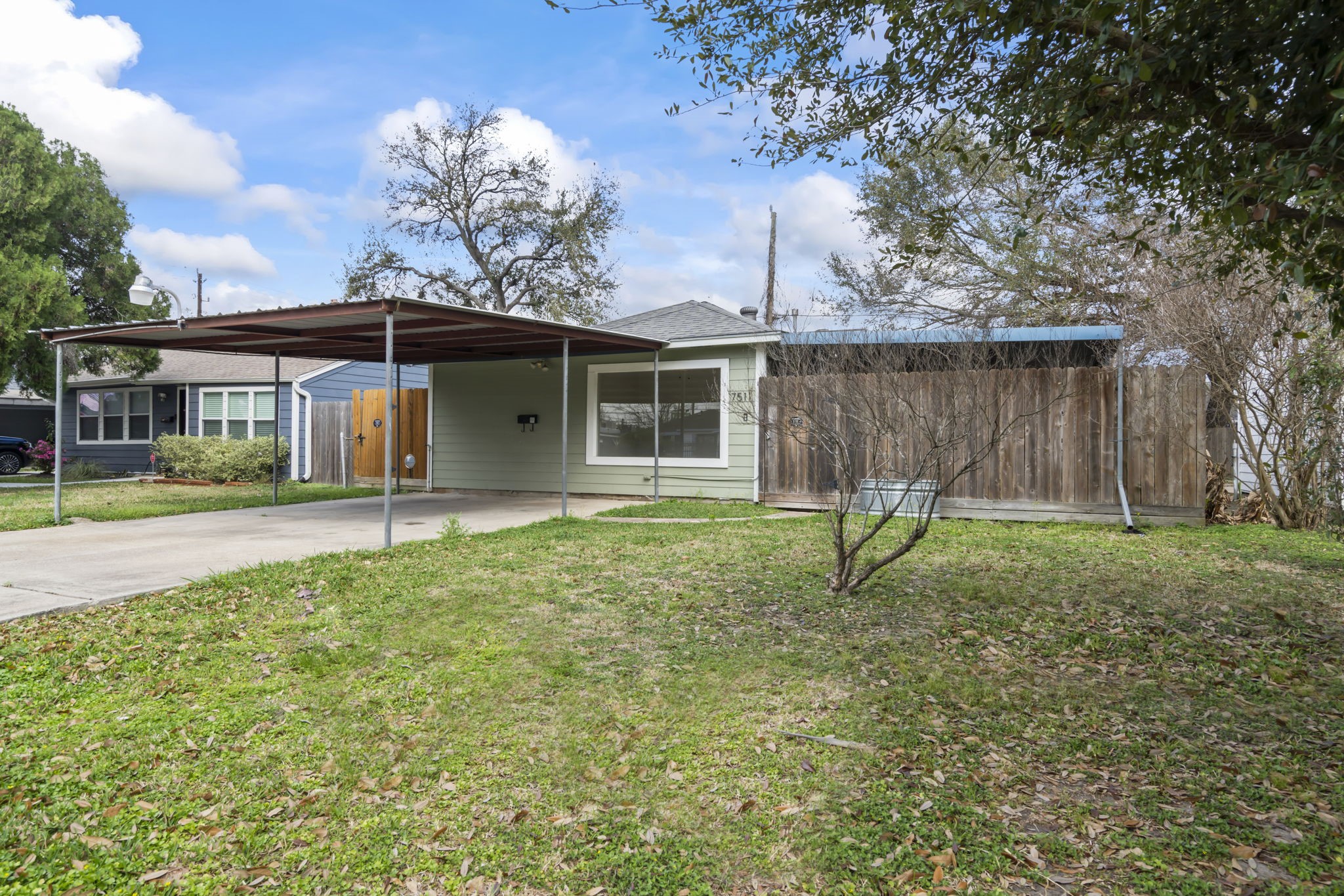 7511 Magnolia Street Houston, TX 77023 - Photo 9 of 30