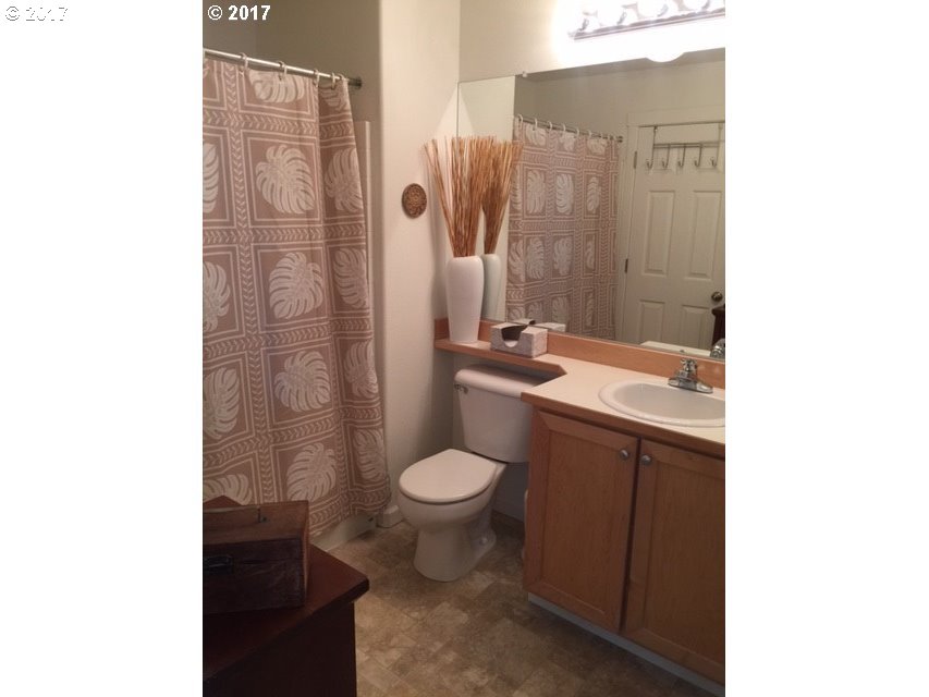 14855 Southwest Sandhill Loop, Unit 202 Beaverton, OR 97007 - Photo 20 of 30 Gallery Image 20