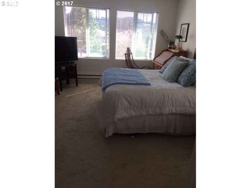 14855 Southwest Sandhill Loop, Unit 202 Beaverton, OR 97007 - Photo 25 of 30 Gallery Image 25