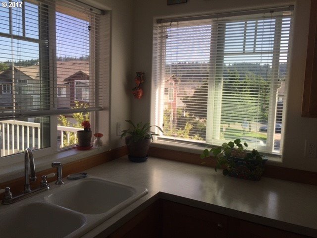 14855 Southwest Sandhill Loop, Unit 202 Beaverton, OR 97007 - Photo 3 of 30 Gallery Image 3