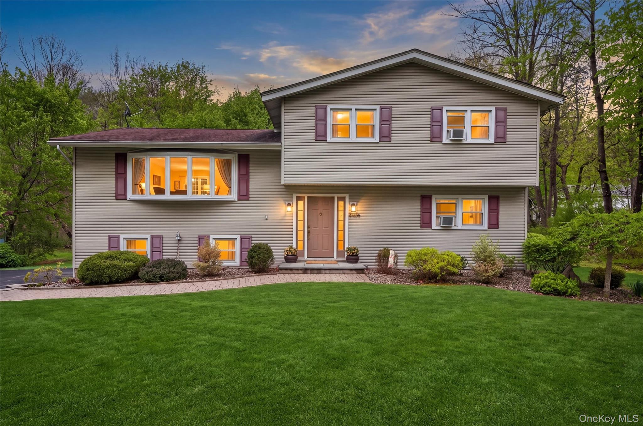 93 Dunderberg Road Central Valley, NY 10917 - Photo 1 of 44