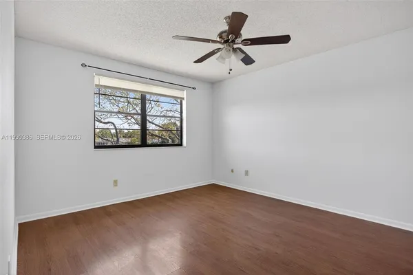 $2,100 | 9670 West McNab Road, Unit 208, Tamarac, FL 33321