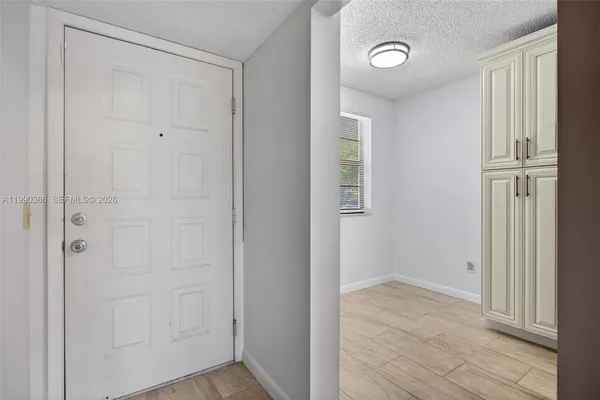 $2,100 | 9670 West McNab Road, Unit 208, Tamarac, FL 33321
