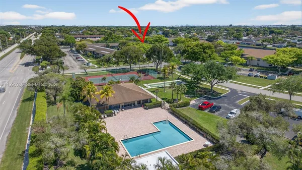 $2,100 | 9670 West McNab Road, Unit 208, Tamarac, FL 33321