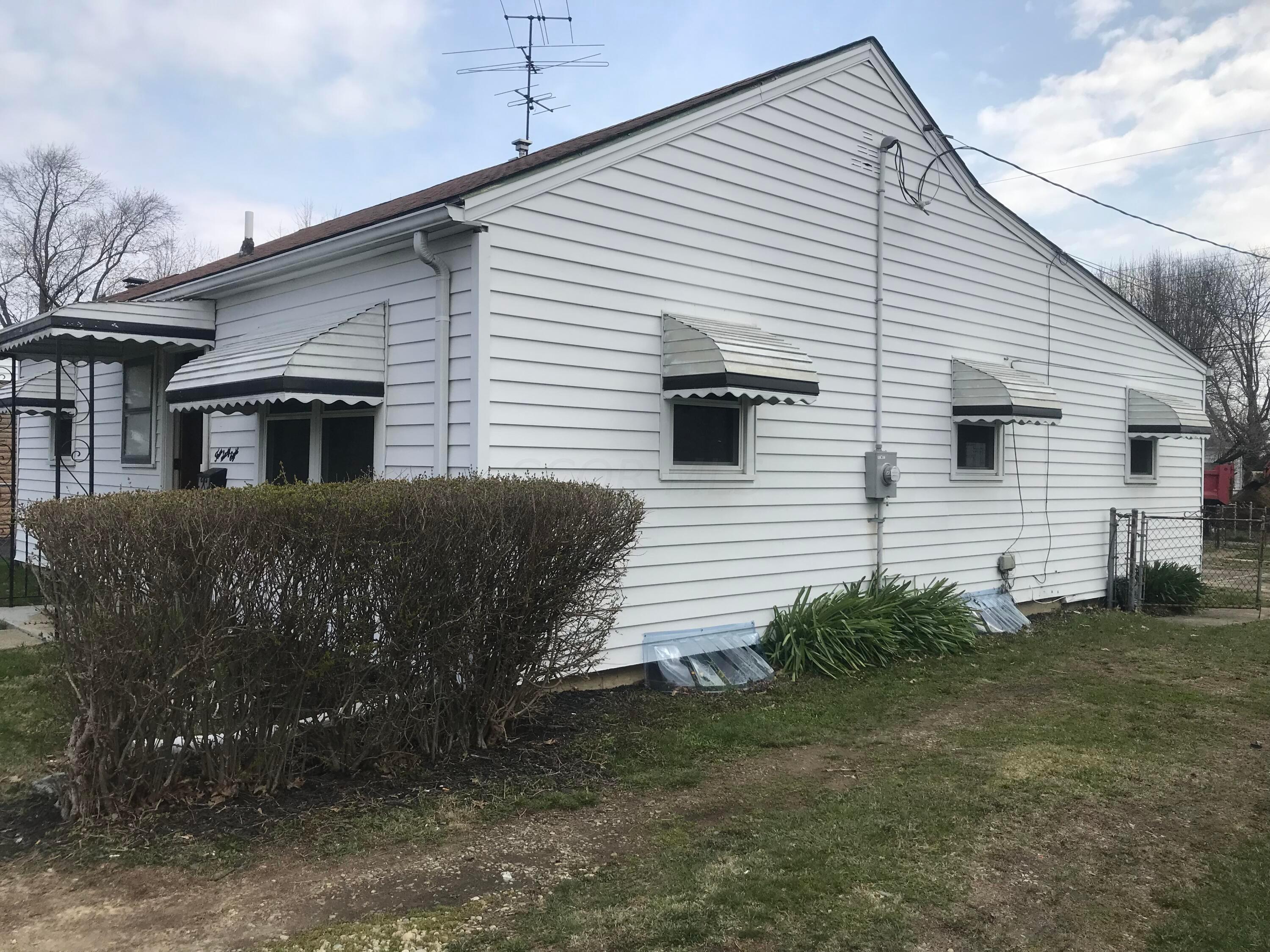 468 Derrer Road Columbus, OH 43204 - Photo 2 of 22 Photo Apr 11, 11 17 57 AM