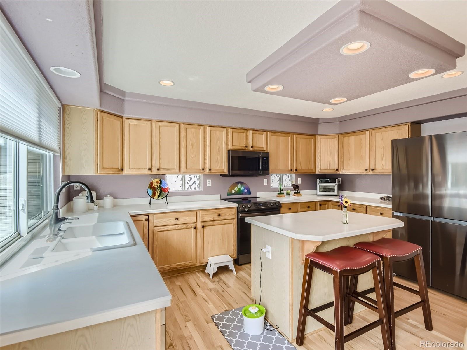 9771 Dampler Way Highlands Ranch, CO 80130 - Photo 9 of 28 Gallery Image 9