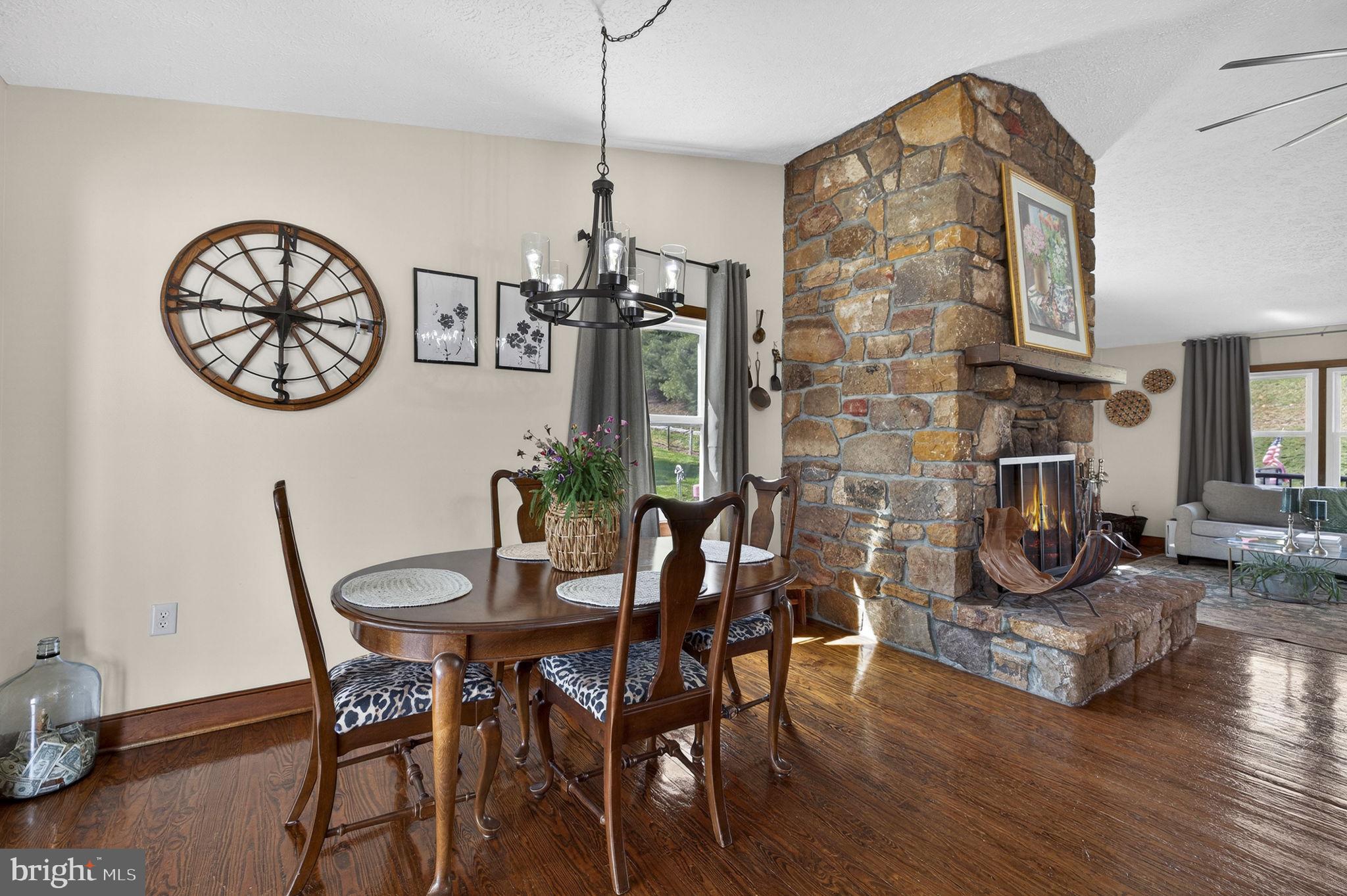 740 Whitacre Road Gore, VA 22637 - Photo 18 of 95 Dining