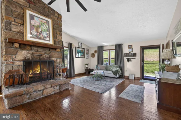 $675,000 | 740 Whitacre Road, Gore, VA 22637