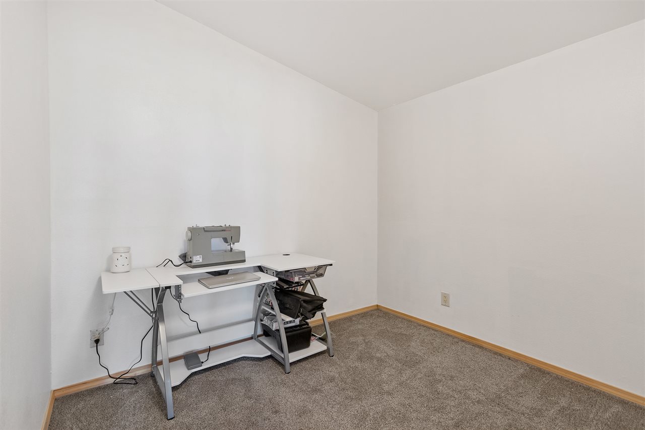 15 North Barker Road Spokane Valley, WA 99016 - Photo 18 of 25 Gallery Image 18