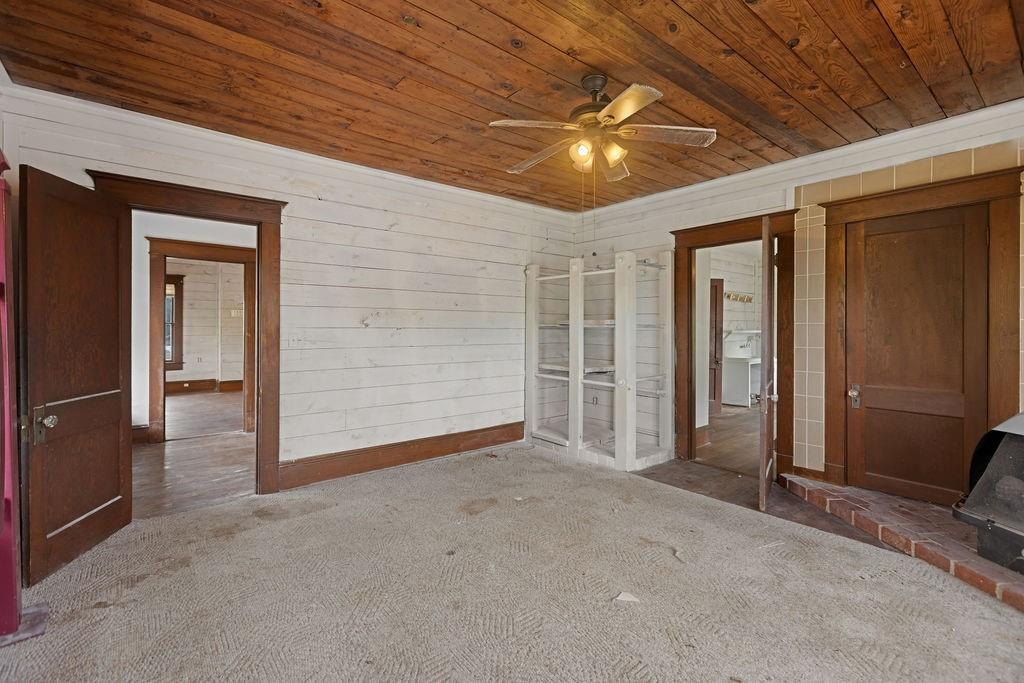 903 4th Street Southwest Paris, TX 75460 - Photo 8 of 29