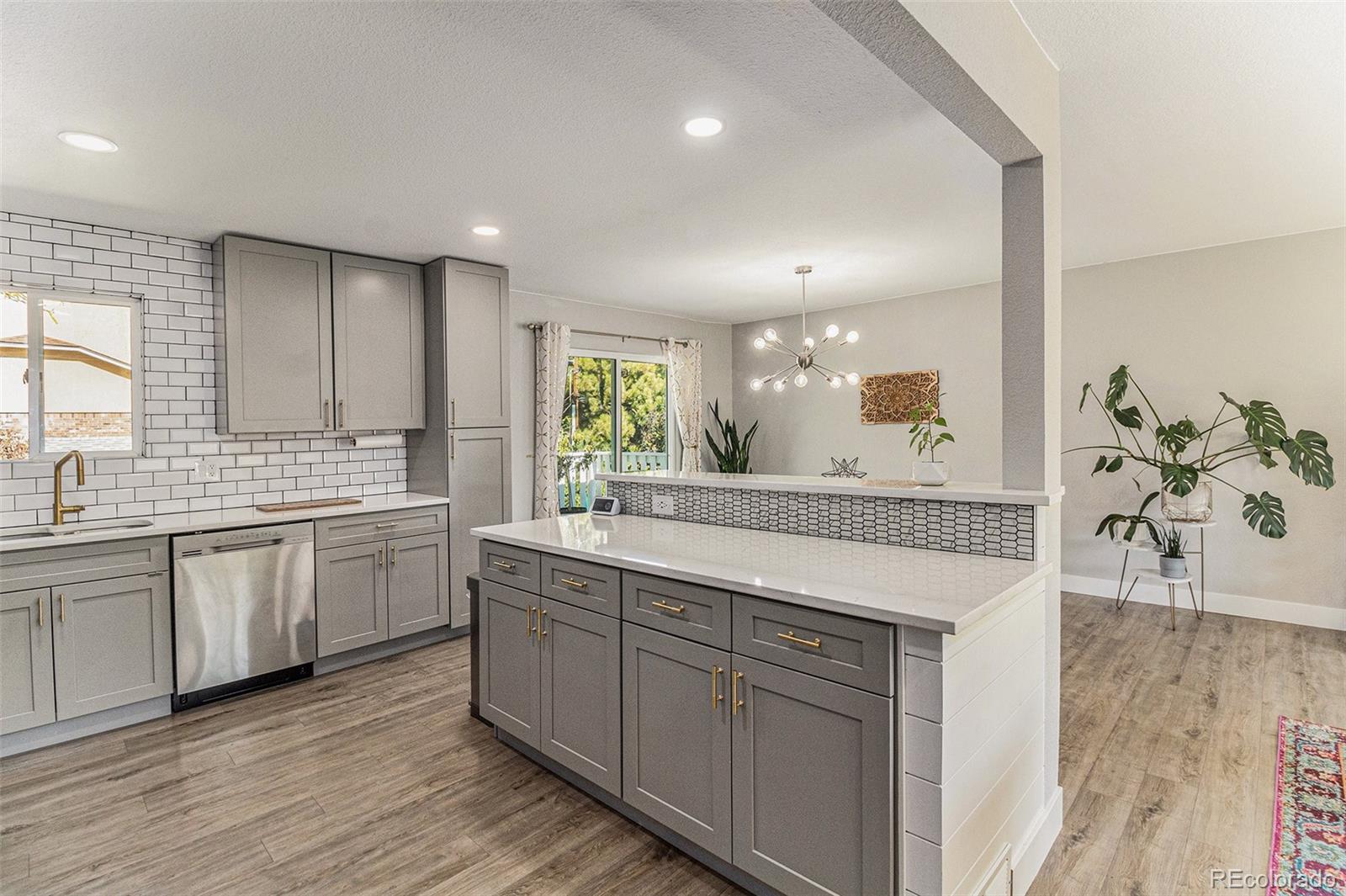 4795 West Temple Place Denver, CO 80236 - Photo 9 of 33