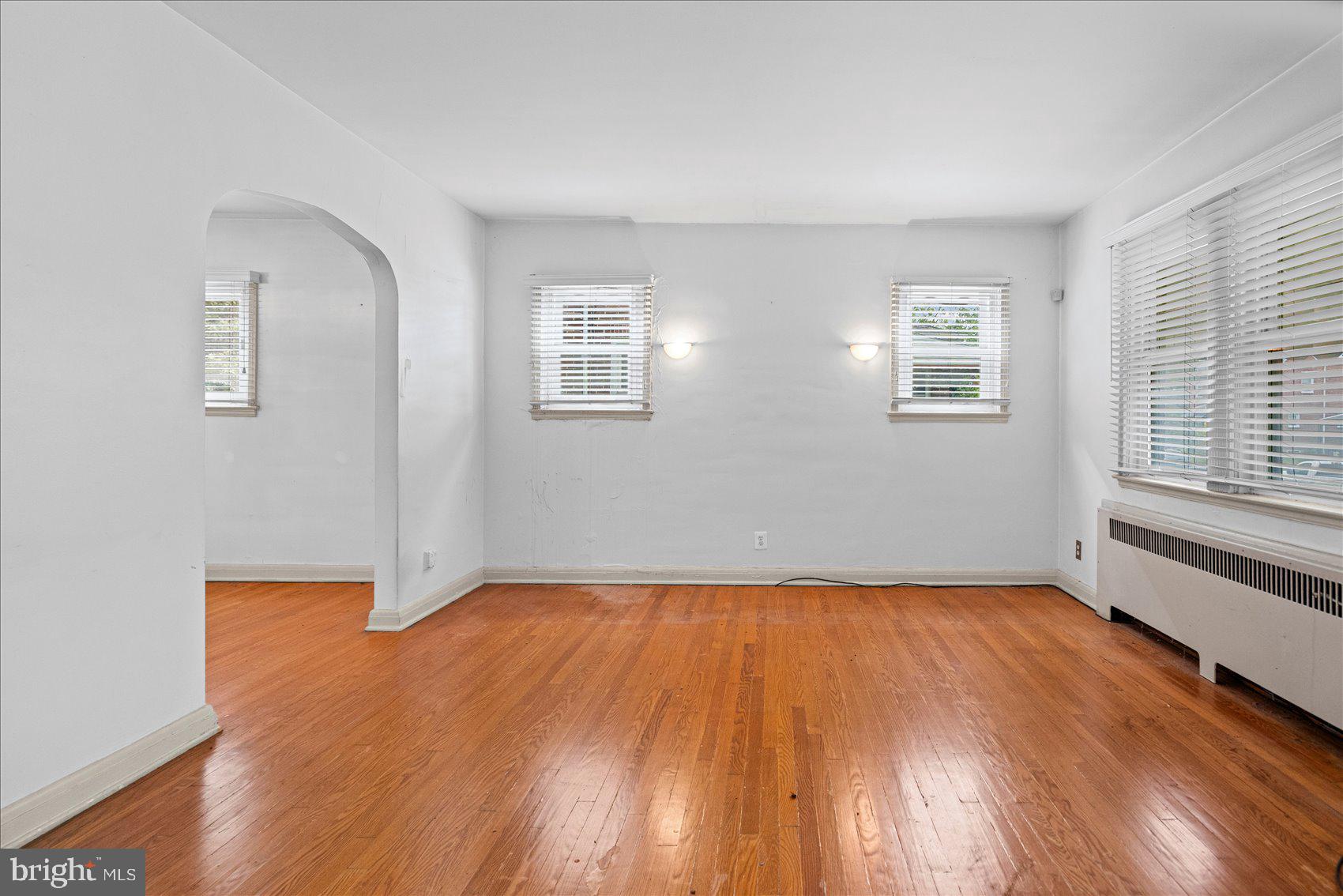 4639 Harcourt Road Baltimore, MD 21214 - Photo 4 of 31
