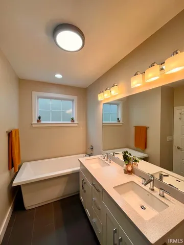 $689,900 | 1610 South Hathaway Court, Bloomington, IN 47401