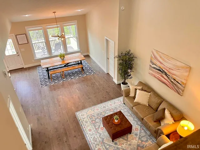 $689,900 | 1610 South Hathaway Court, Bloomington, IN 47401