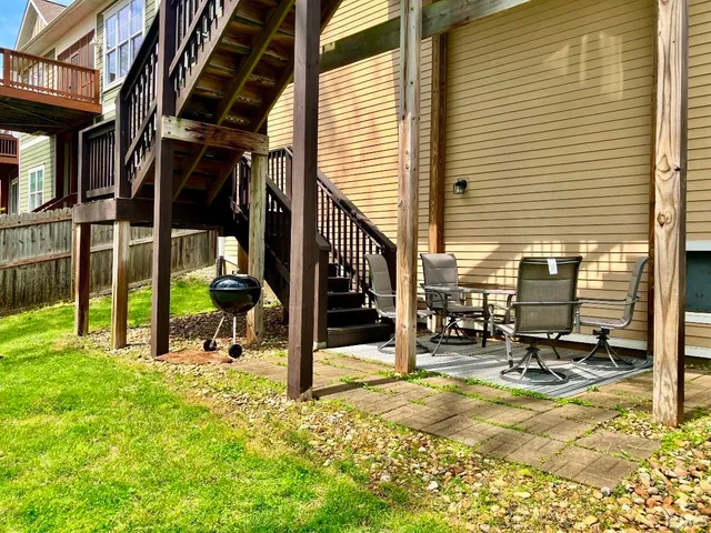 $689,900 | 1610 South Hathaway Court, Bloomington, IN 47401