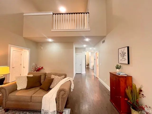 $689,900 | 1610 South Hathaway Court, Bloomington, IN 47401