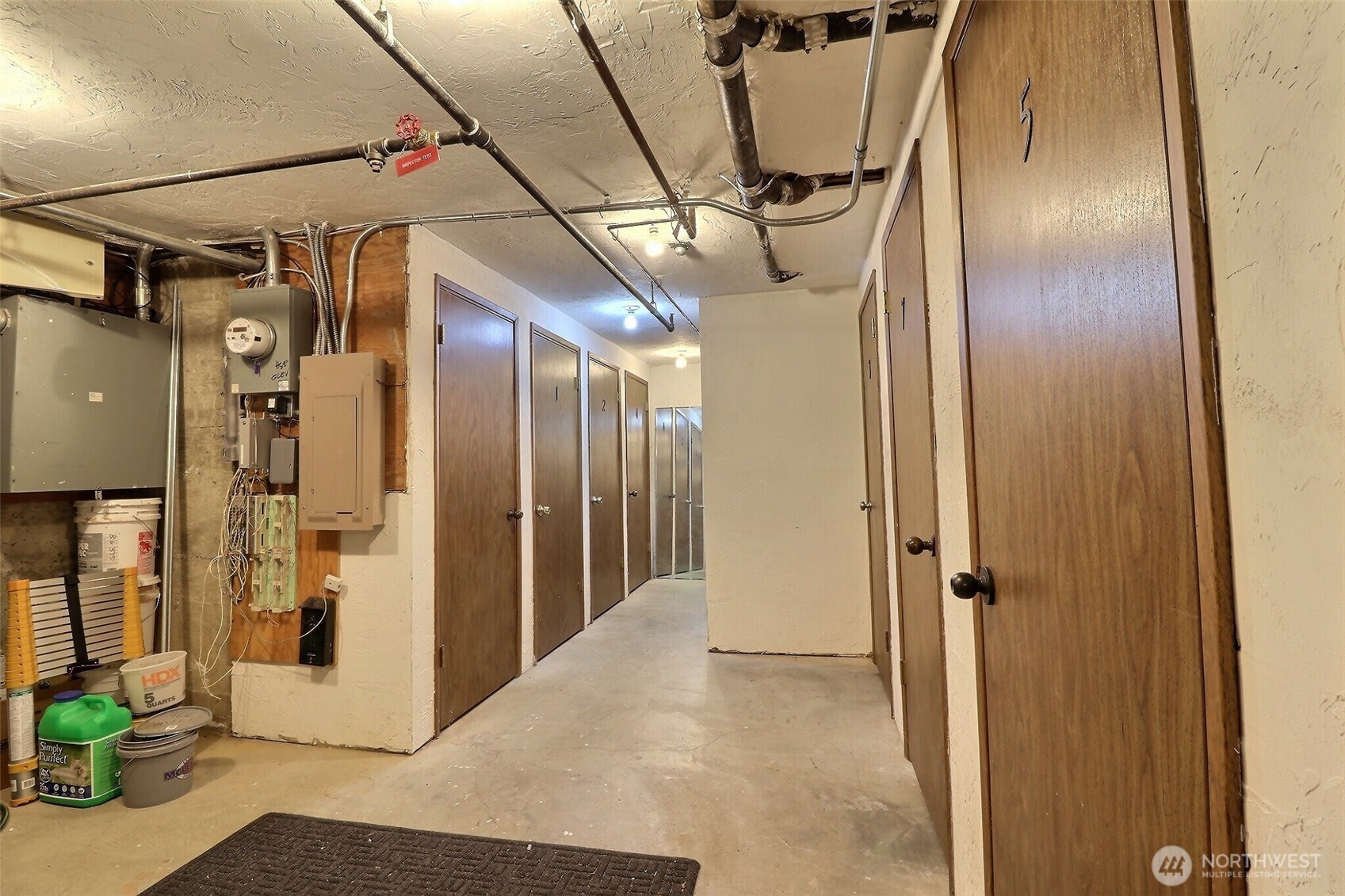 5642 California Avenue Southwest, Unit 1 Seattle, WA 98136 - Photo 22 of 23