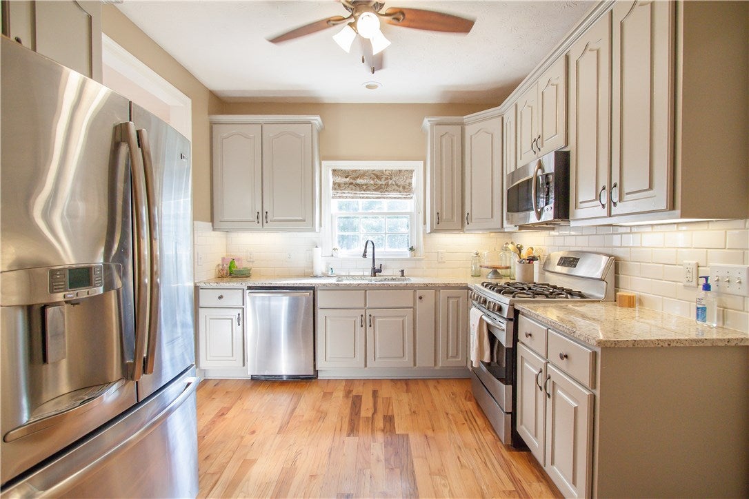 1702 Abby Road Auburn, AL 36830 - Photo 12 of 49 Gallery Image 12