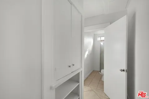 $725,000 | 528 West 75th Street, Los Angeles, CA 90044