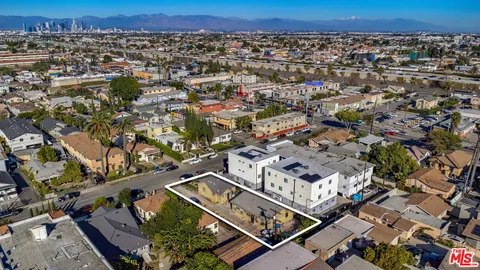 $725,000 | 528 West 75th Street, Los Angeles, CA 90044