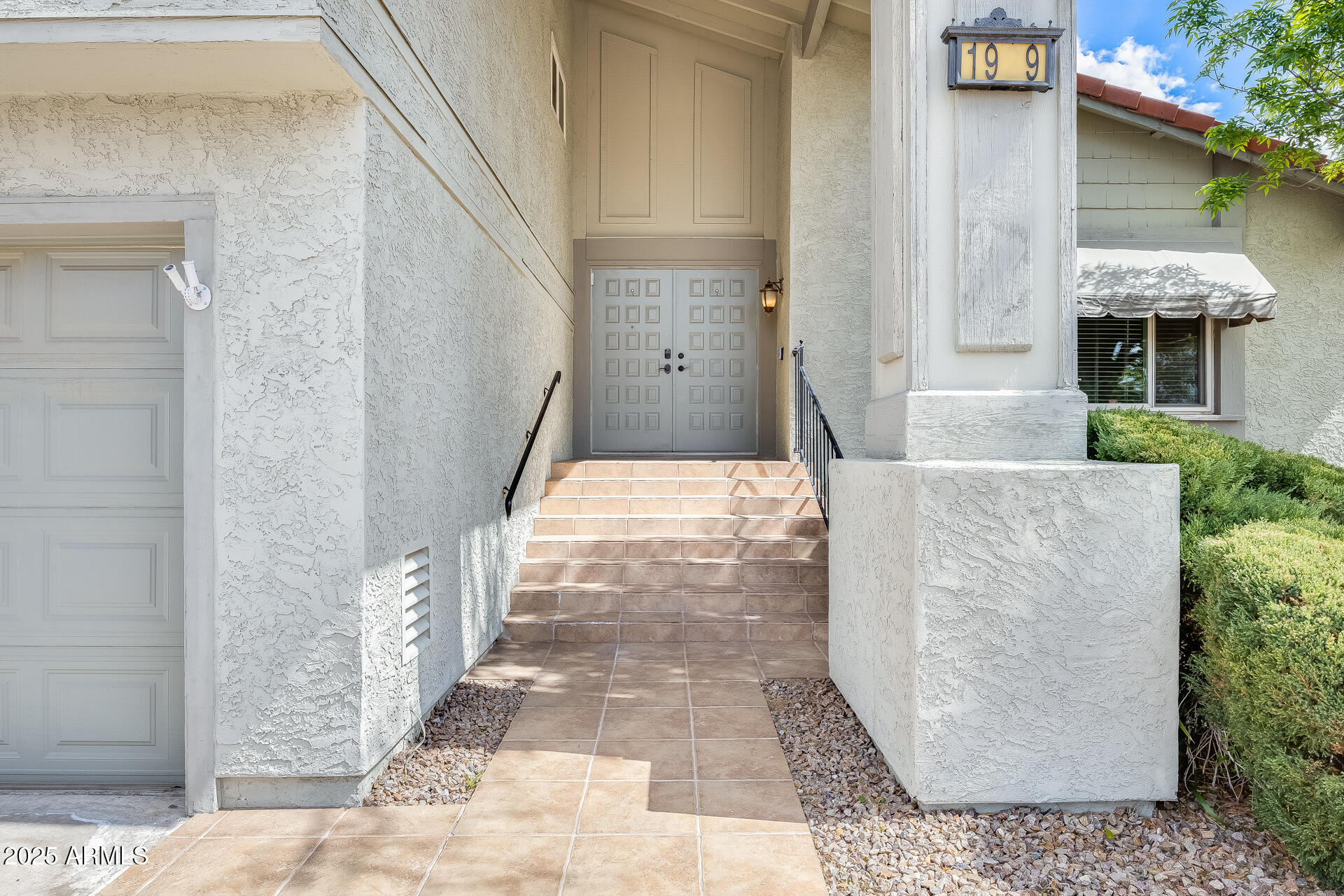 1929 East Redfield Road Phoenix, AZ 85022 - Photo 4 of 58 a front view of a house with a yard