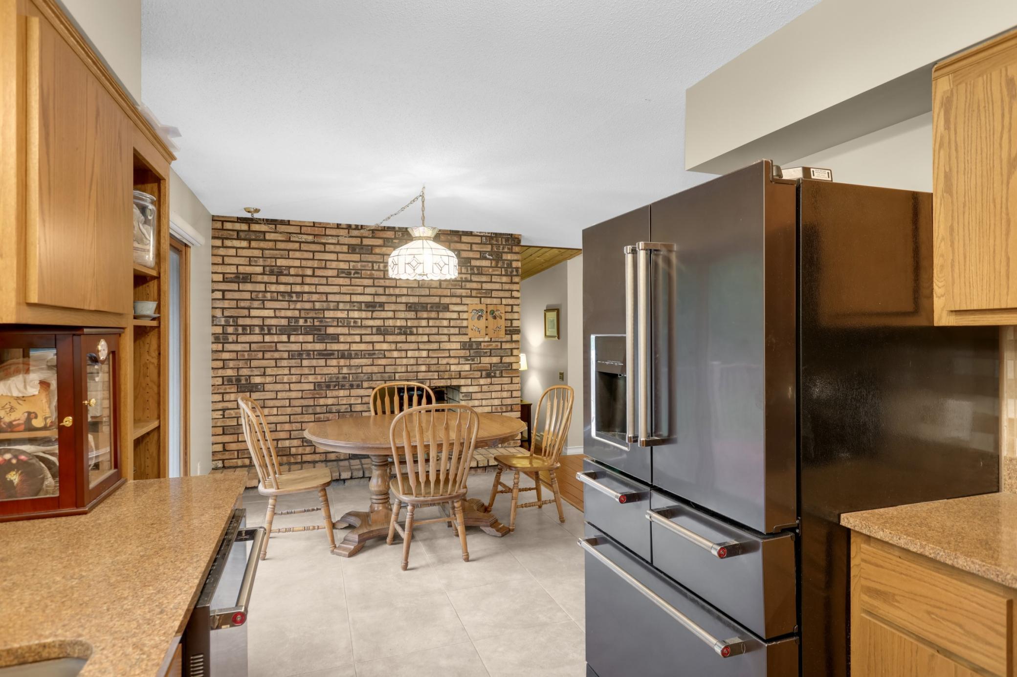 5139 Woodhill Road Minnetonka, MN 55345 - Photo 12 of 41