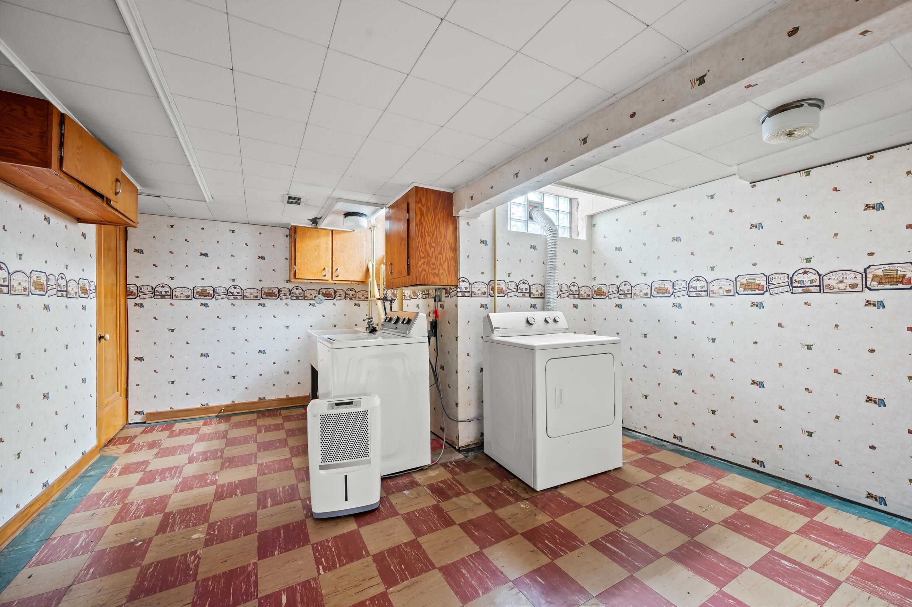 3366 South 35th Street Milwaukee, WI 53215 - Photo 27 of 31 27-DSC6453