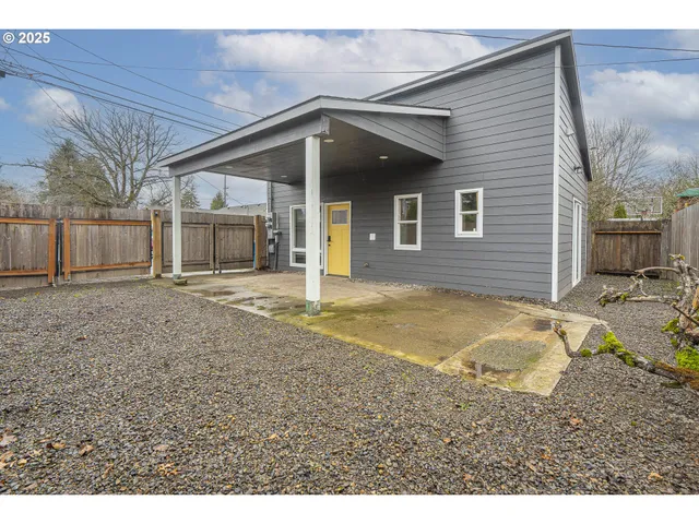 $455,000 | 1155 18th Street Northeast, Salem, OR 97301