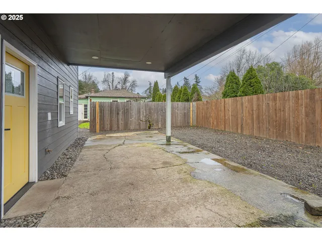 $455,000 | 1155 18th Street Northeast, Salem, OR 97301