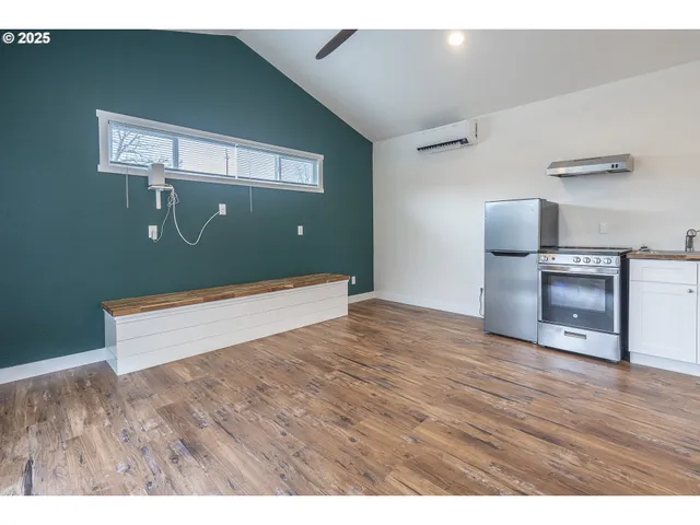 $455,000 | 1155 18th Street Northeast, Salem, OR 97301