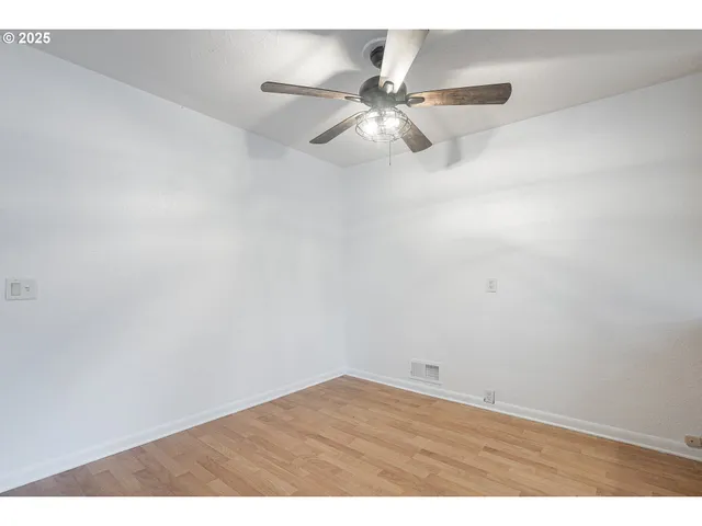 $455,000 | 1155 18th Street Northeast, Salem, OR 97301