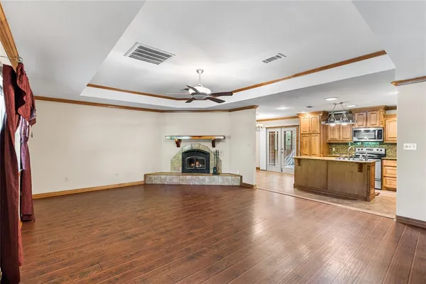 $988,650 | 7275 Leavenworth Trail, Mead, OK 73449