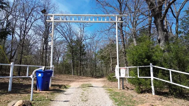 $988,650 | 7275 Leavenworth Trail, Mead, OK 73449